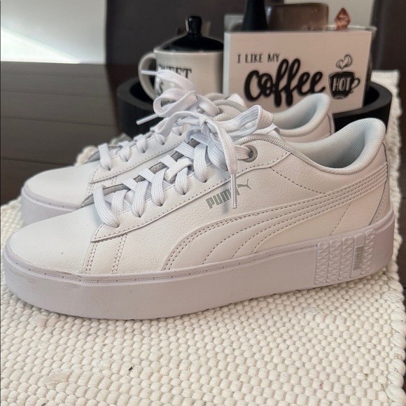 Puma Women's Smash Platform V2 - Picture 1 of 6